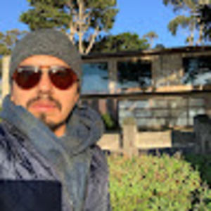 Meet your Posher, Julio denninson